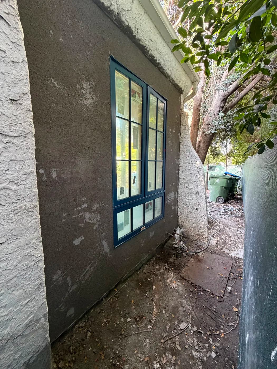 New window installation detail by Top Tech Builders