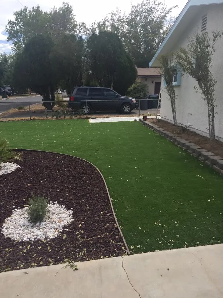 Turf and hardscape work by Top Tech Builders, photo 26