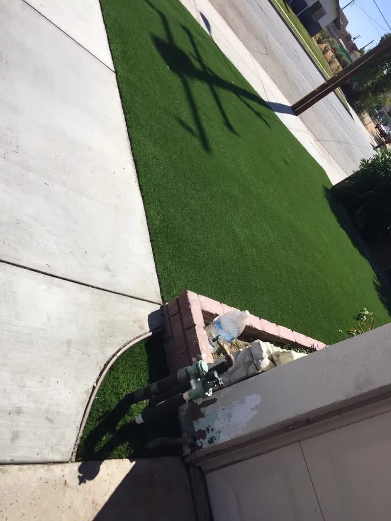 Turf and hardscape work by Top Tech Builders, photo 31